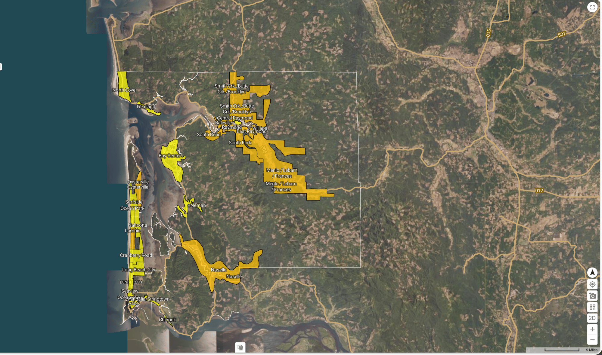 Bintel geospatial map of Pacific County, Washington showing CWPP community boundaries highlighted in yellow, including South Bend, Raymond, Long Beach, Naselle, Bay Center, Oysterville, and surrounding coastal communities along Willapa Bay.