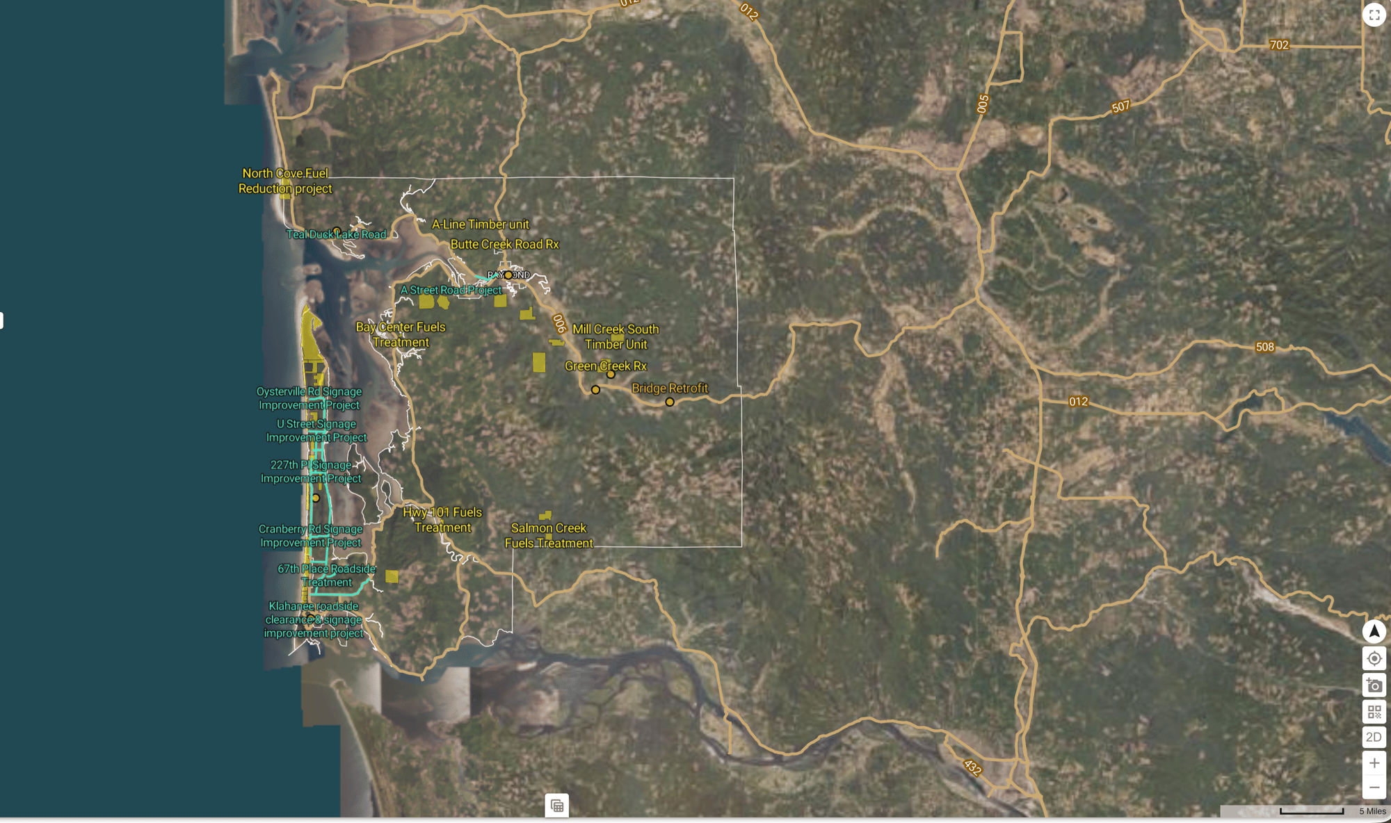 Bintel geospatial map of Pacific County, Washington showing recommended wildfire treatments including fuels reduction projects, roadside treatments, signage improvements, and timber units across the Willapa Bay coastal area.